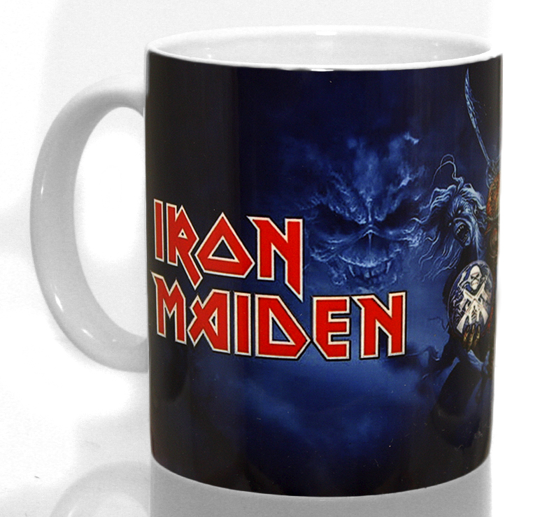 Кружка Iron Maiden Eddi Collage - фото 2 - rockbunker.ru