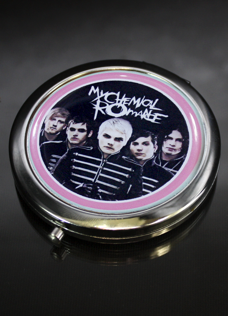 Зеркало RockMerch My Chemical Romance карманное - фото 1 - rockbunker.ru