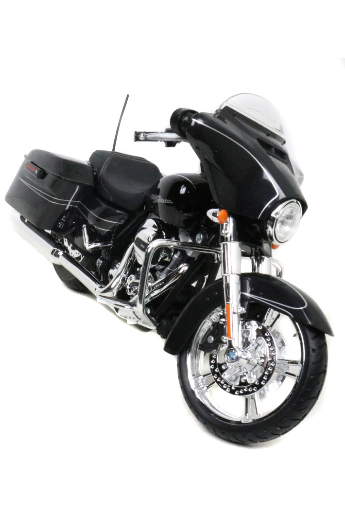 Модель мотоцикла Harley-Davidson 2015 Street Glide Special - фото 2 - rockbunker.ru