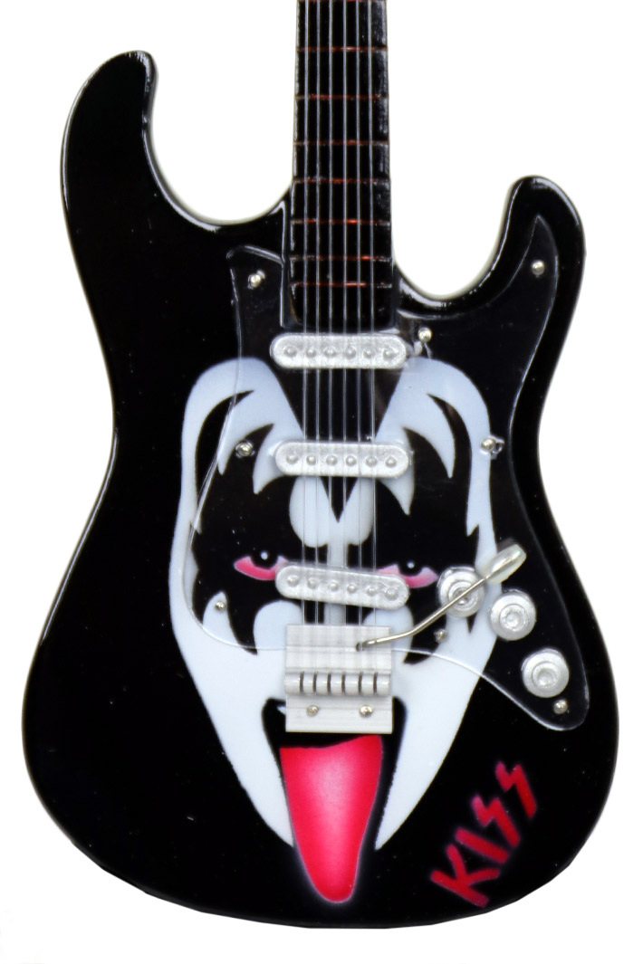 Сувенирная копия гитары Kiss - фото 2 - rockbunker.ru