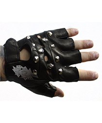 Перчатки кожаные без пальцев Черепа и заклепки - фото 2 - rockbunker.ru