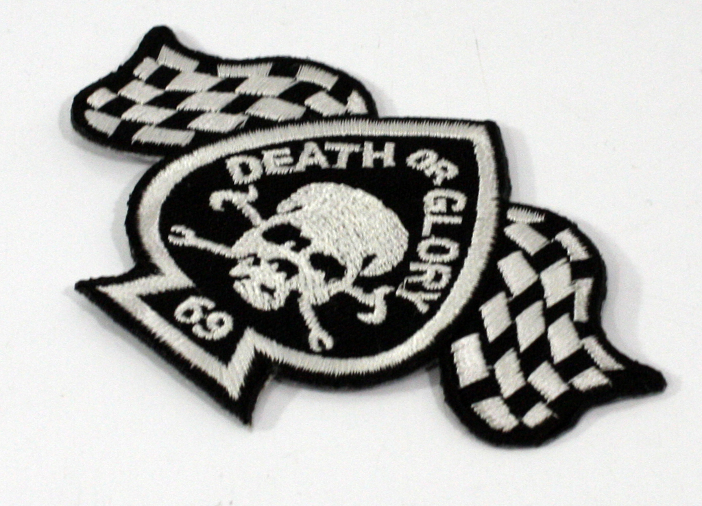 Термонашивка Death or Glory 69 - фото 2 - rockbunker.ru