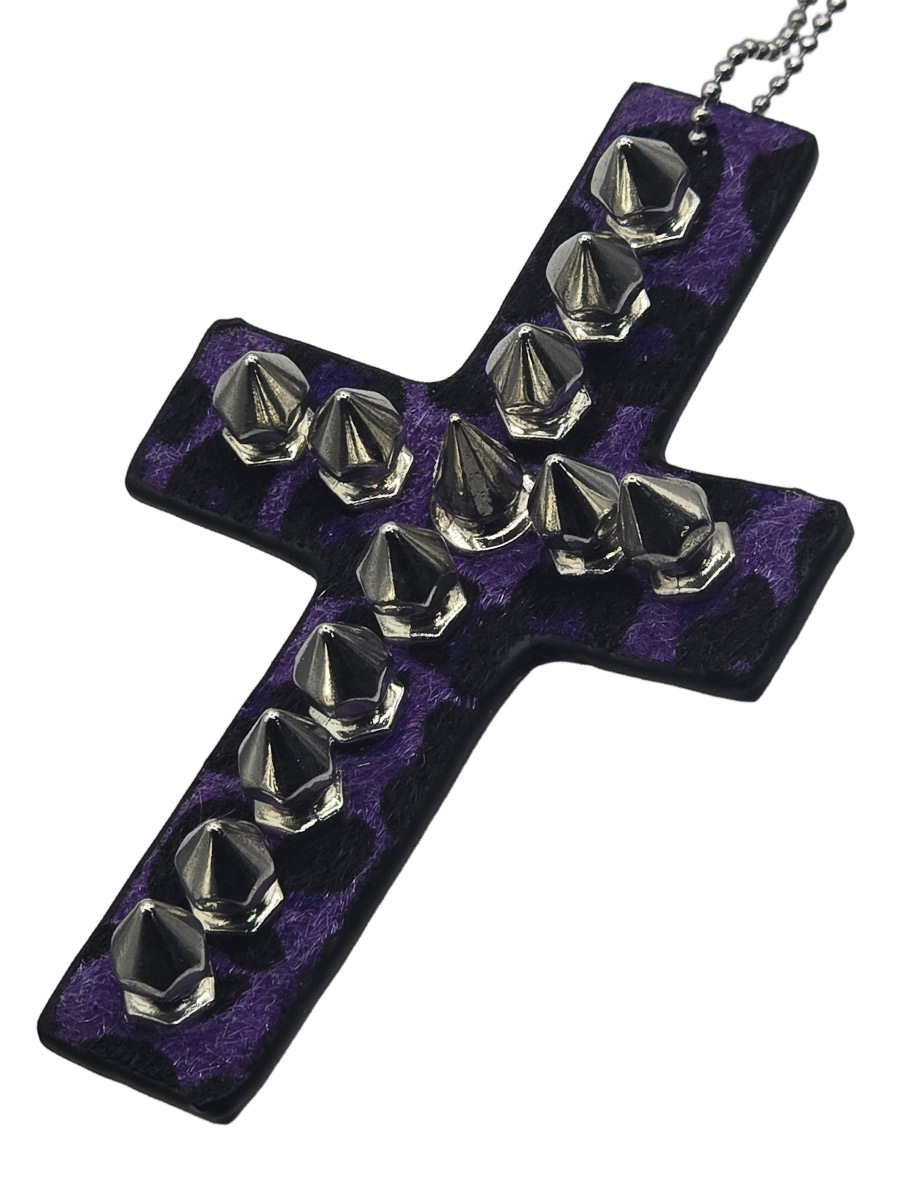 Подвеска Крест с Шипами фиолетовый - фото 1 - rockbunker.ru