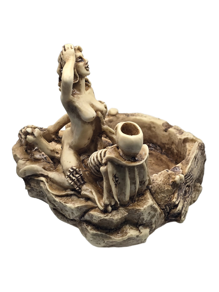 Пепельница Скелет с Девушкой - фото 3 - rockbunker.ru