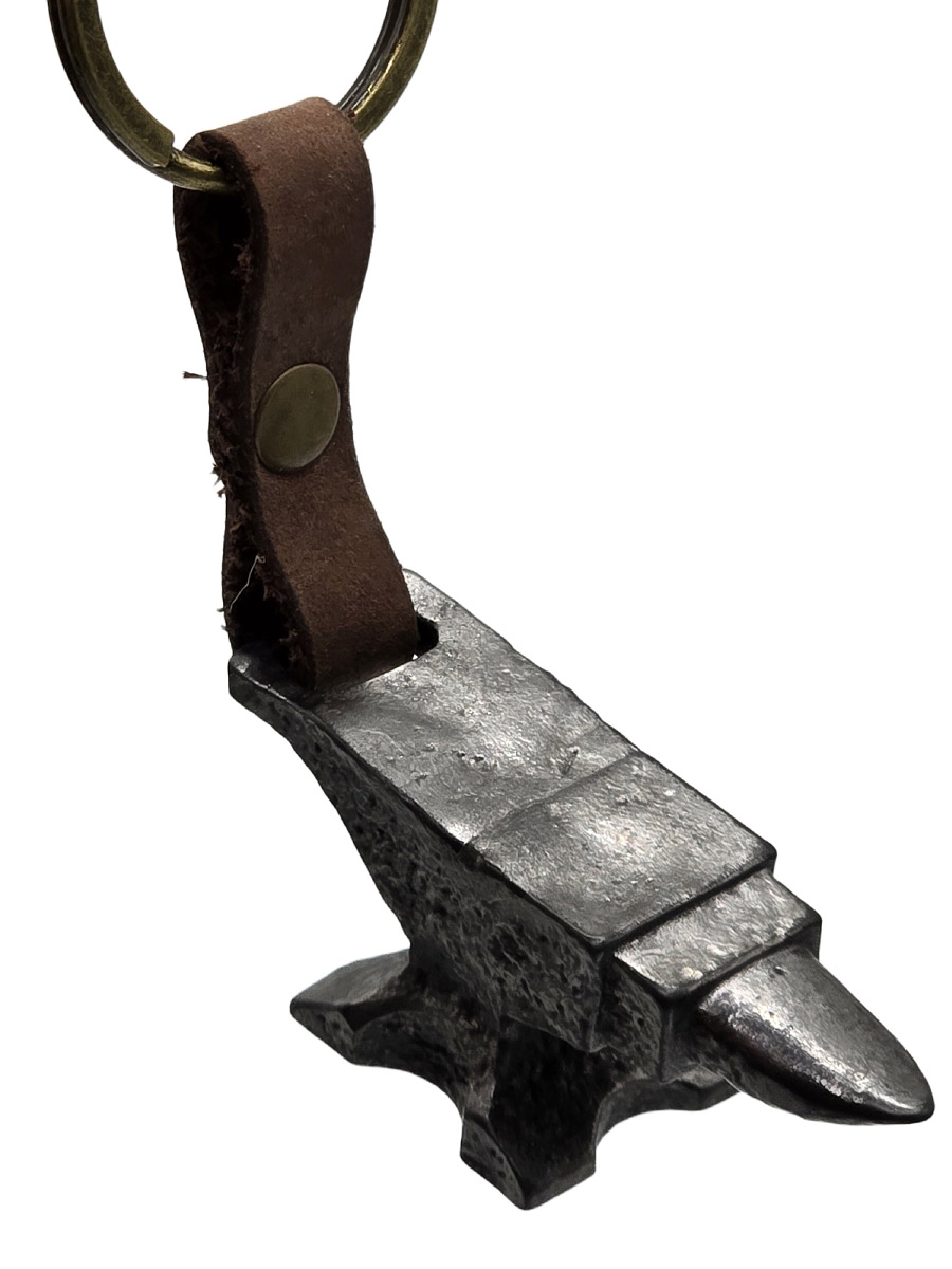 Брелок Наковальня - фото 1 - rockbunker.ru