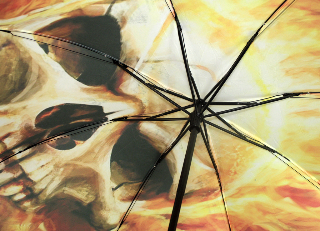 Зонт Огненный череп - фото 3 - rockbunker.ru