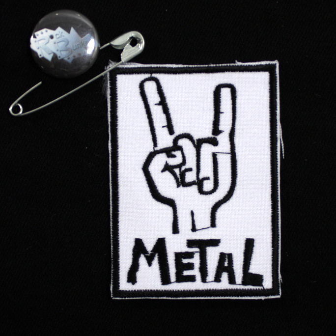 Нашивка Metal белая - фото 1 - rockbunker.ru