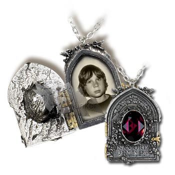 Кулон Alchemy Gothic P465 Gravestone Locket - фото 1 - rockbunker.ru