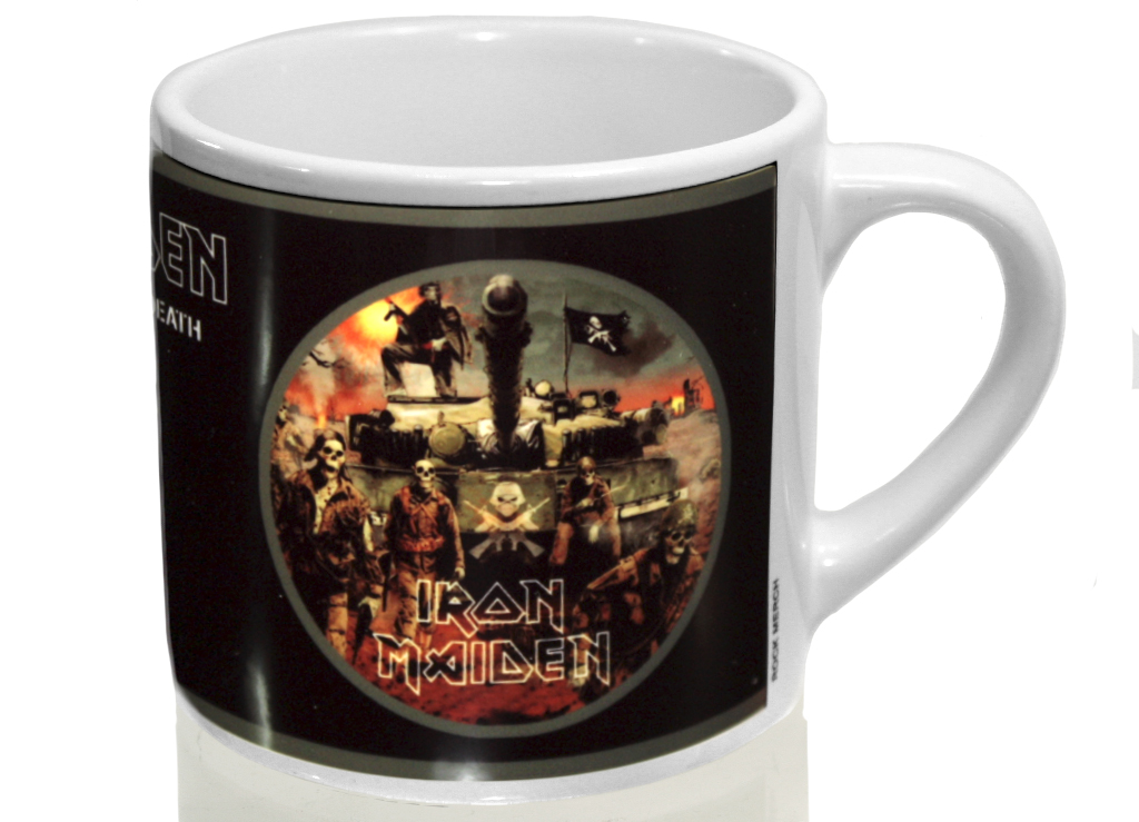 Чашка кофейная RockMerch Iron Maiden - фото 3 - rockbunker.ru