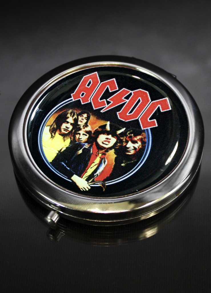 Зеркало RockMerch AC DC Higway to Hell карманное - фото 1 - rockbunker.ru