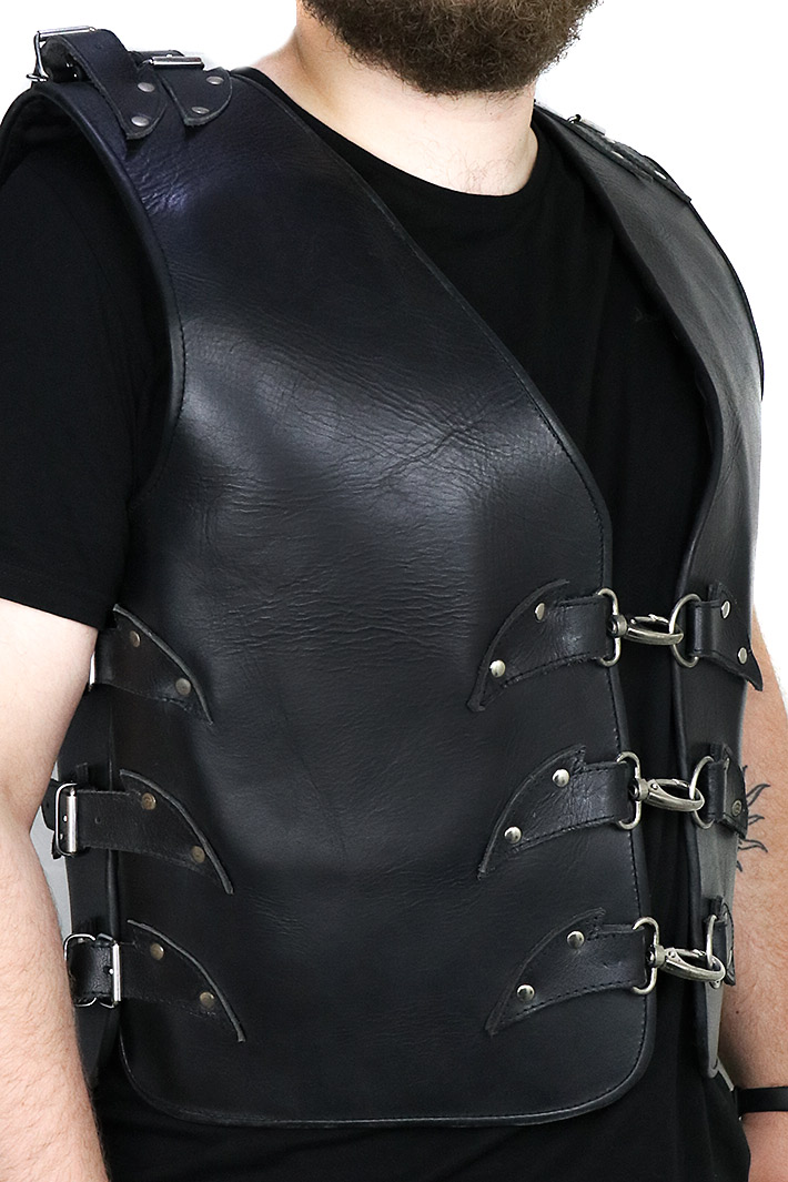 Жилет кожаный броня First V-709-01 - фото 1 - rockbunker.ru