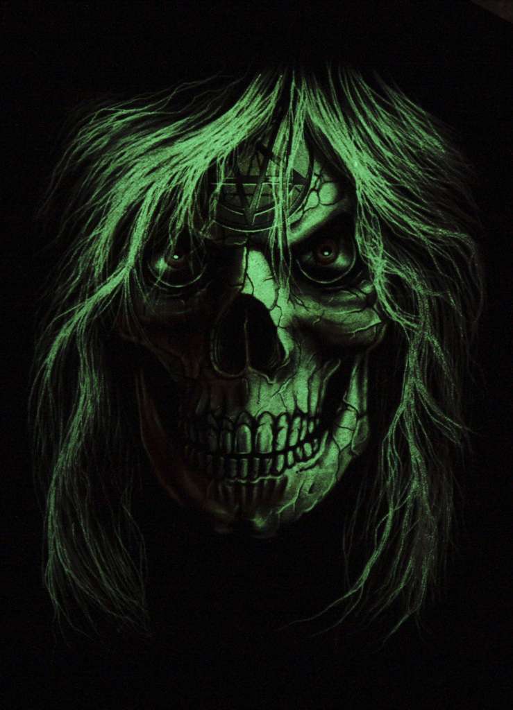 Толстовка Metal Heaven Undead Witch светится в темноте - фото 3 - rockbunker.ru