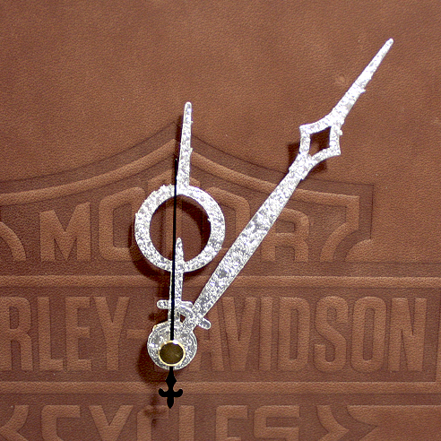 Часы настенные Harley-Davidson - фото 2 - rockbunker.ru