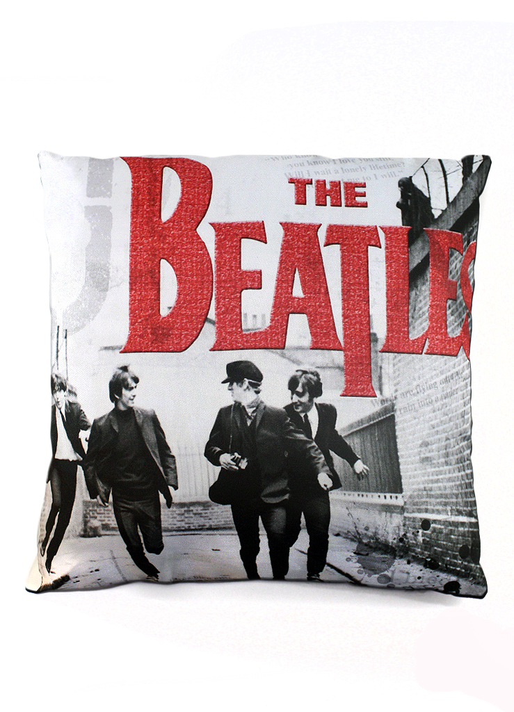 Подушка The Beatles - фото 1 - rockbunker.ru