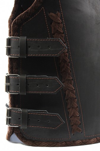 Жилет кожаный броня Hard Steel Плетенка с ремнями коричневый - фото 4 - rockbunker.ru