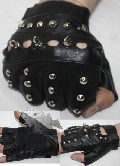 Перчатки кожаные без пальцев Шипы и заклепки - фото 1 - rockbunker.ru