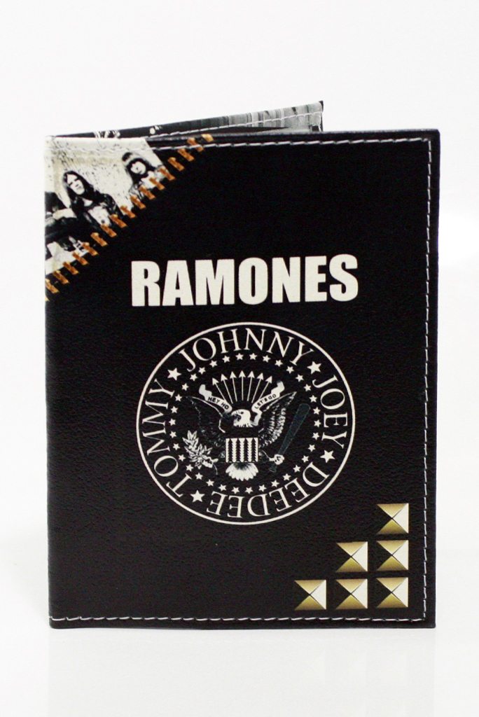 Обложка на паспорт RockMerch Ramones - фото 1 - rockbunker.ru