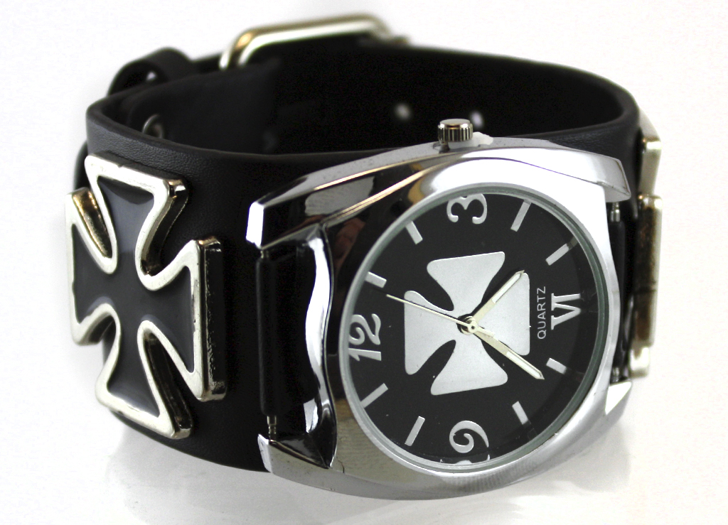 Часы наручные Шварцкройц с овальным циферблатом - фото 2 - rockbunker.ru