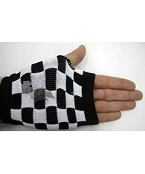 Перчатки-митенки Arm Warmer Jack Skellington в клетку - фото 2 - rockbunker.ru