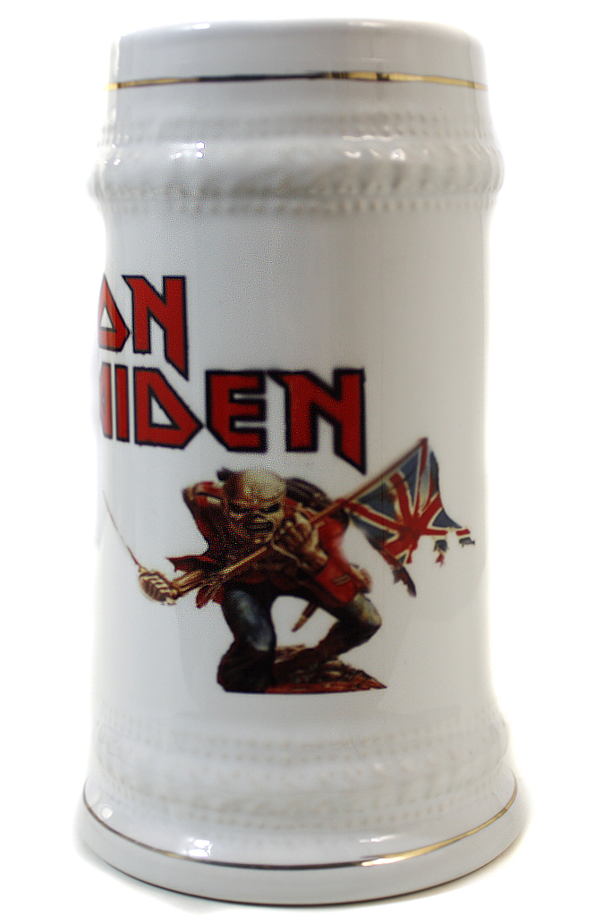 Кружка пивная Iron Maiden - фото 1 - rockbunker.ru
