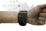 Часы наручные Смайл с заклепками на ремешке - фото 2 - rockbunker.ru