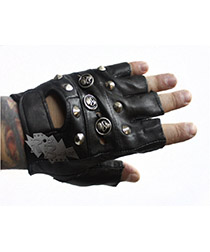 Перчатки кожаные без пальцев Черепа и заклепки - фото 2 - rockbunker.ru